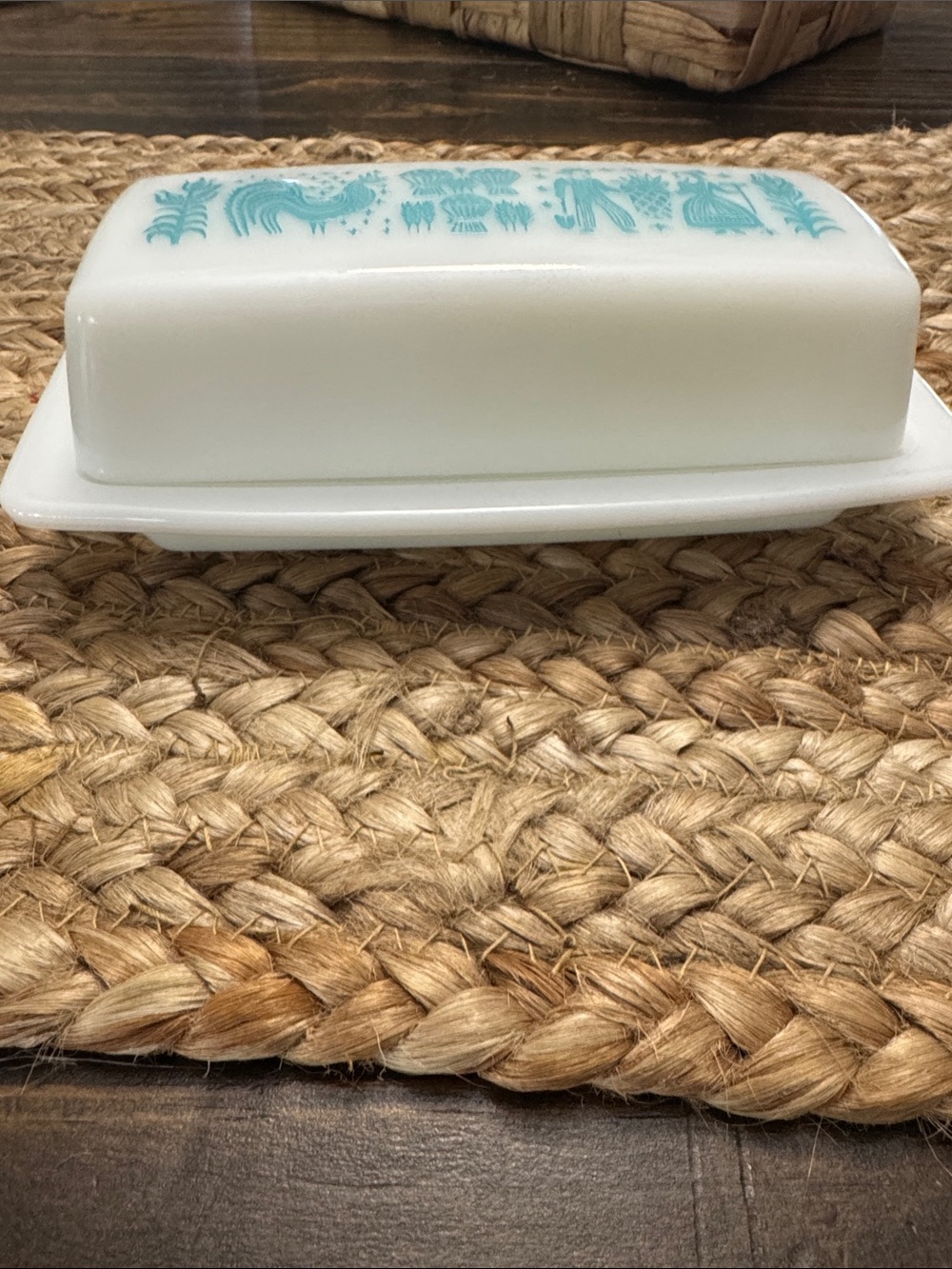 Pyrex White Glass Butter Dish with Teal Folk Pattern - Picture 7 of 7